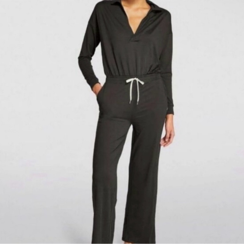 Vuori comfy Black Long Sleeve Jumpsuit